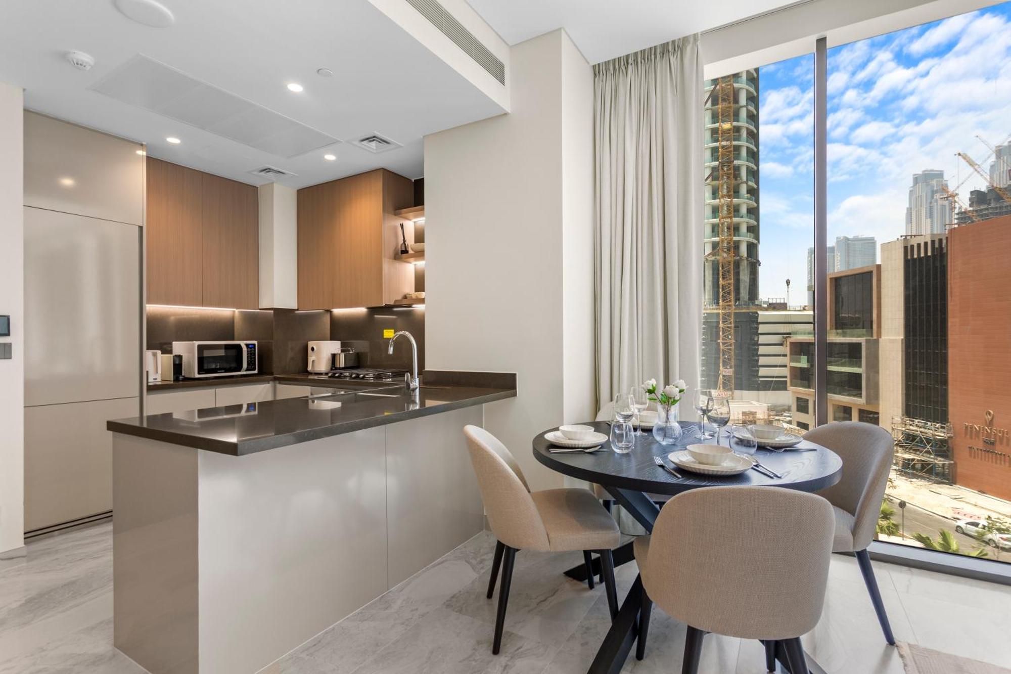 Apartment Lavish 1-bedroom W Burj Khalifa View In Peninsula *