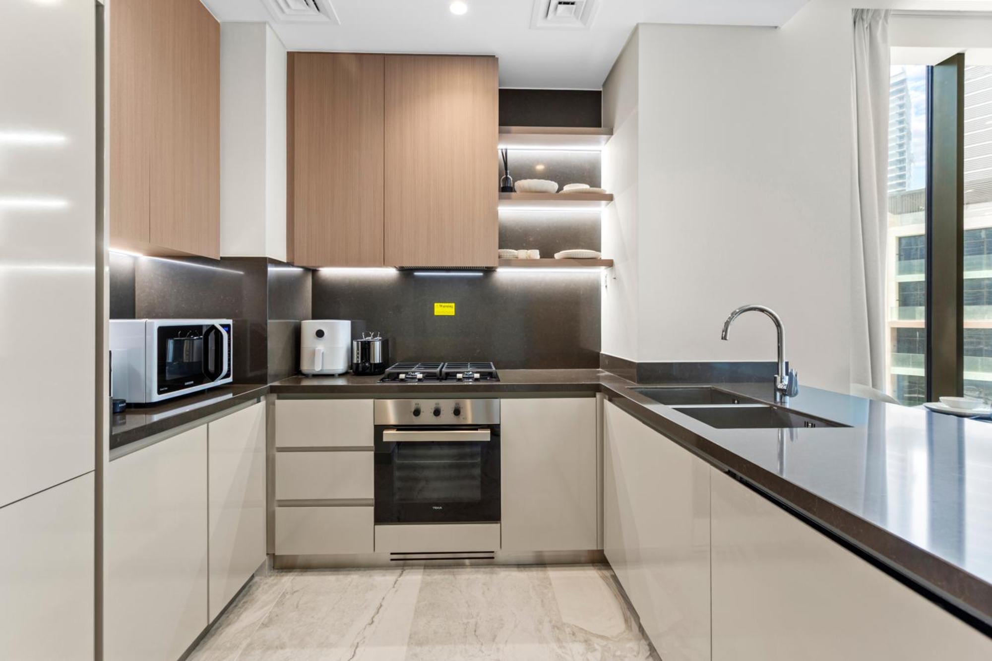 Apartment Lavish 1-bedroom W Burj Khalifa View In Peninsula *